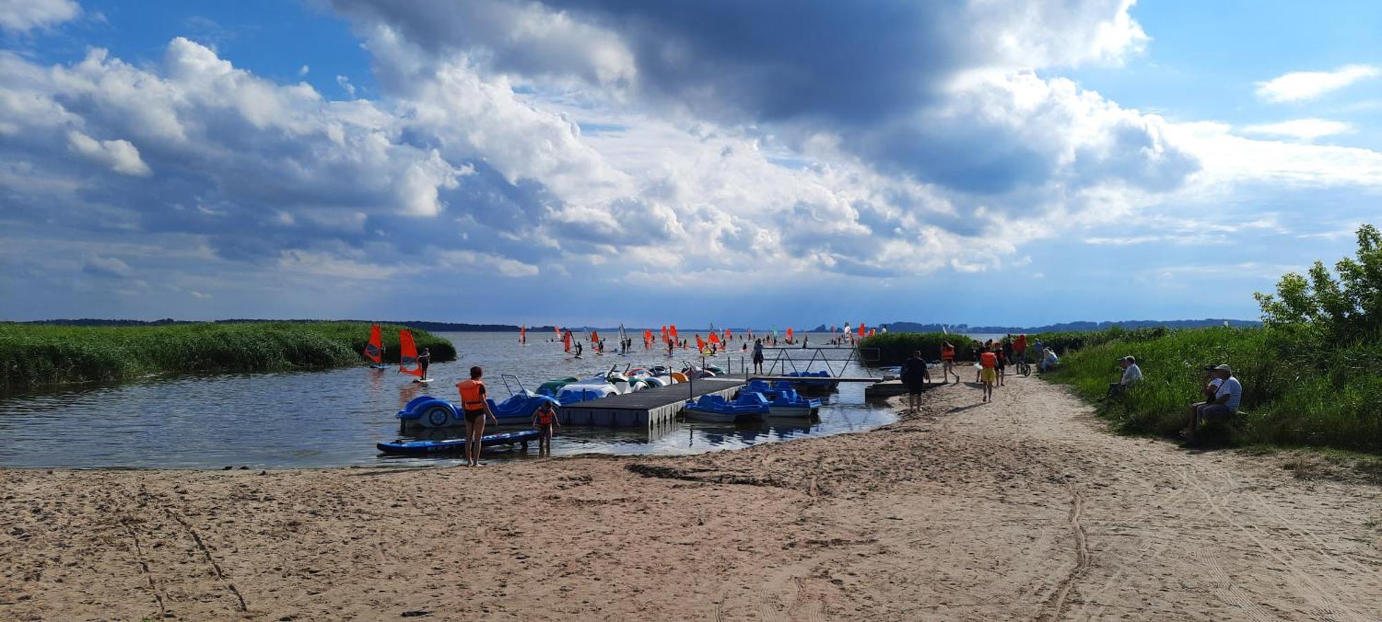 Przystan Dziwnowek Villa Bagian luar foto